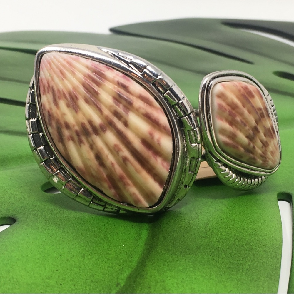 New Large Seashells Expandable Statement Piece Bo… - image 4